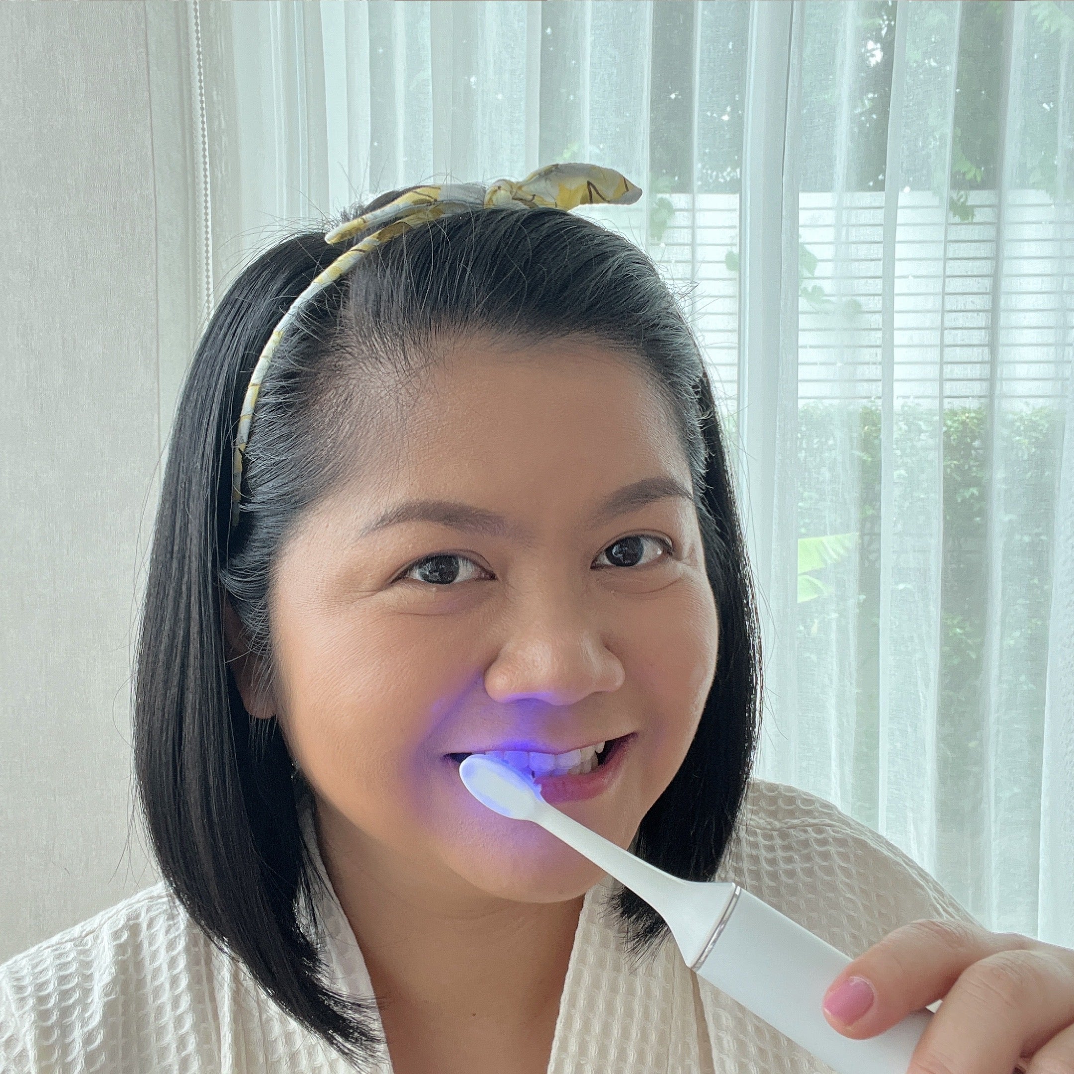 Lady Of A House by Pui Piyalak